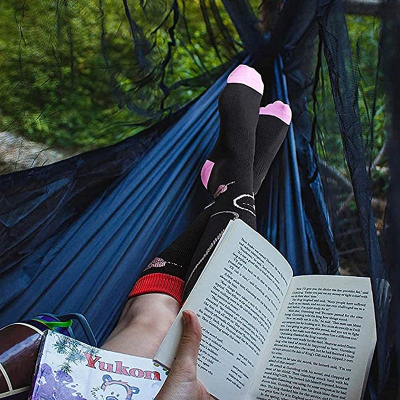 Kaus kaki kompresi 20-30mm Hg  - Compression Sock Medical ulasan dan harga